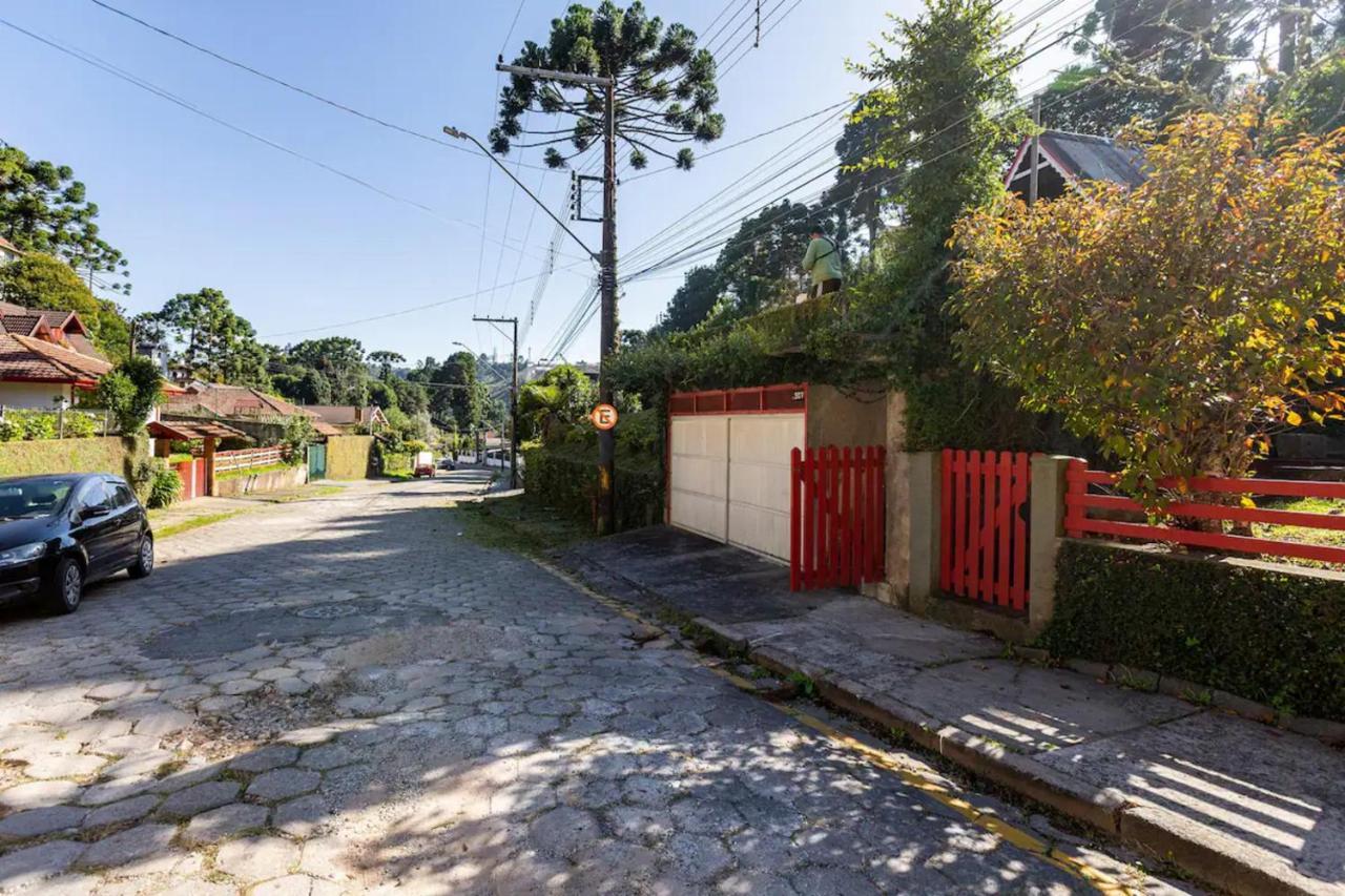Chale Inteiro Completo A 5 Min A Pe Do Capivari - Campos Do Jordao Bagian luar foto